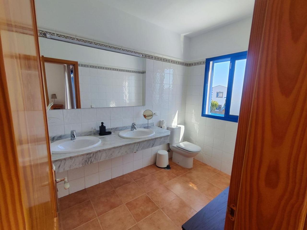 Villa Valperal, Piscina Climatizada Aire Acondicionado Posicion Estrategica!! Playa Blanca  Exteriör bild
